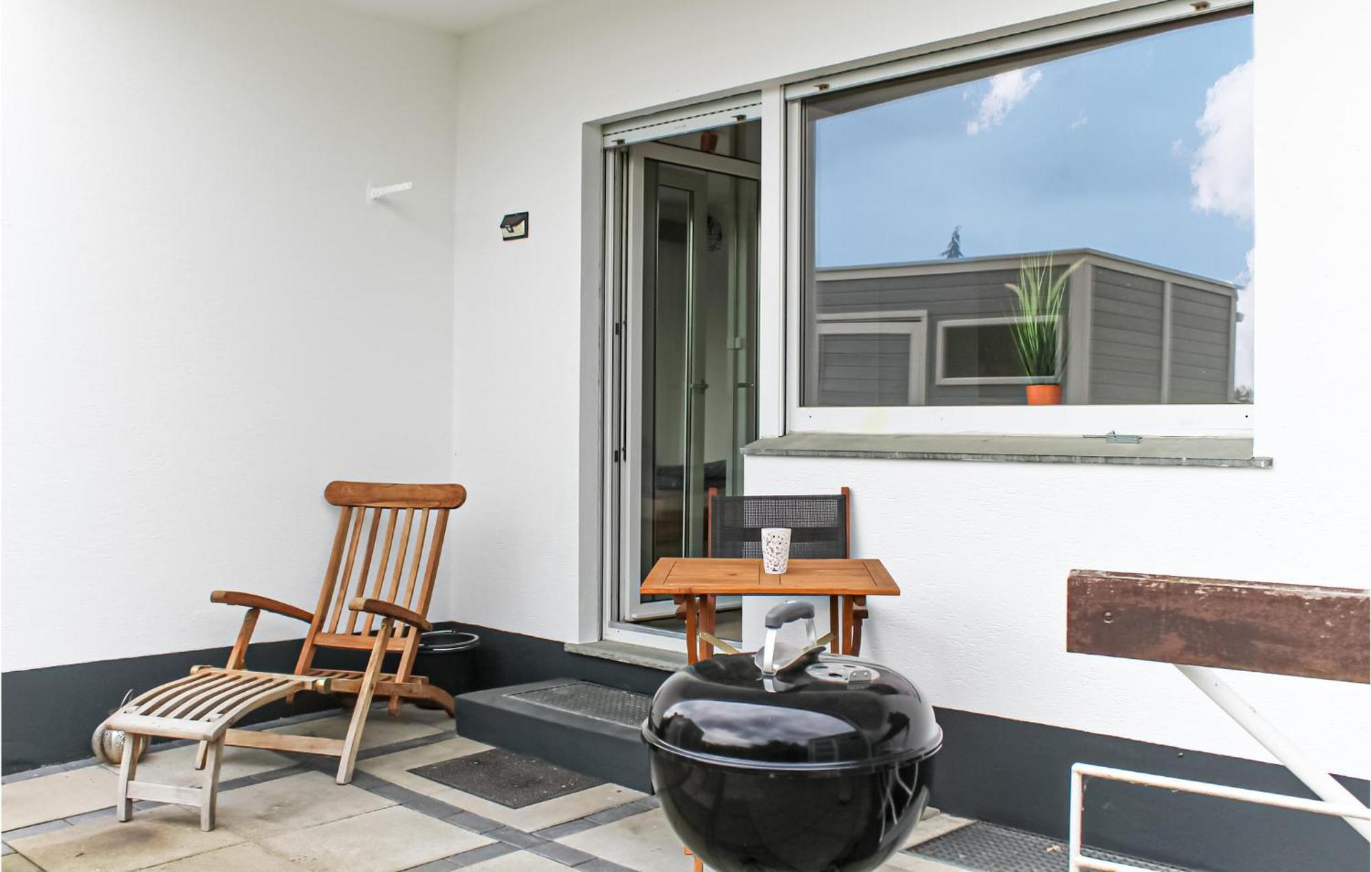1 Bedroom Stunning Apartment In Detmold Exteriér fotografie